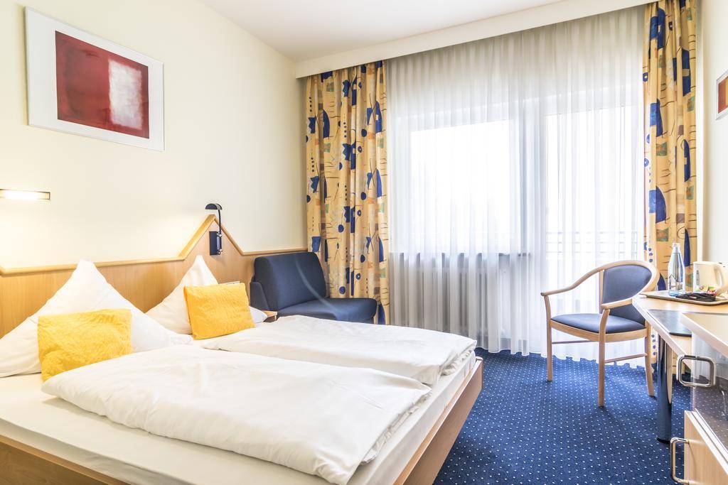 Hotel Garni Oberrhein رينفيلدن الغرفة الصورة